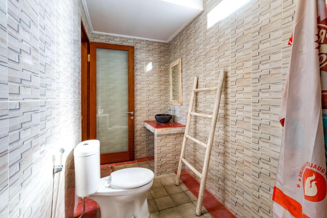 Dicky Guest House Batu Bolong Чангу Екстер'єр фото